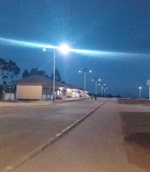 龙岩市非洲科特迪瓦太阳能路灯工程